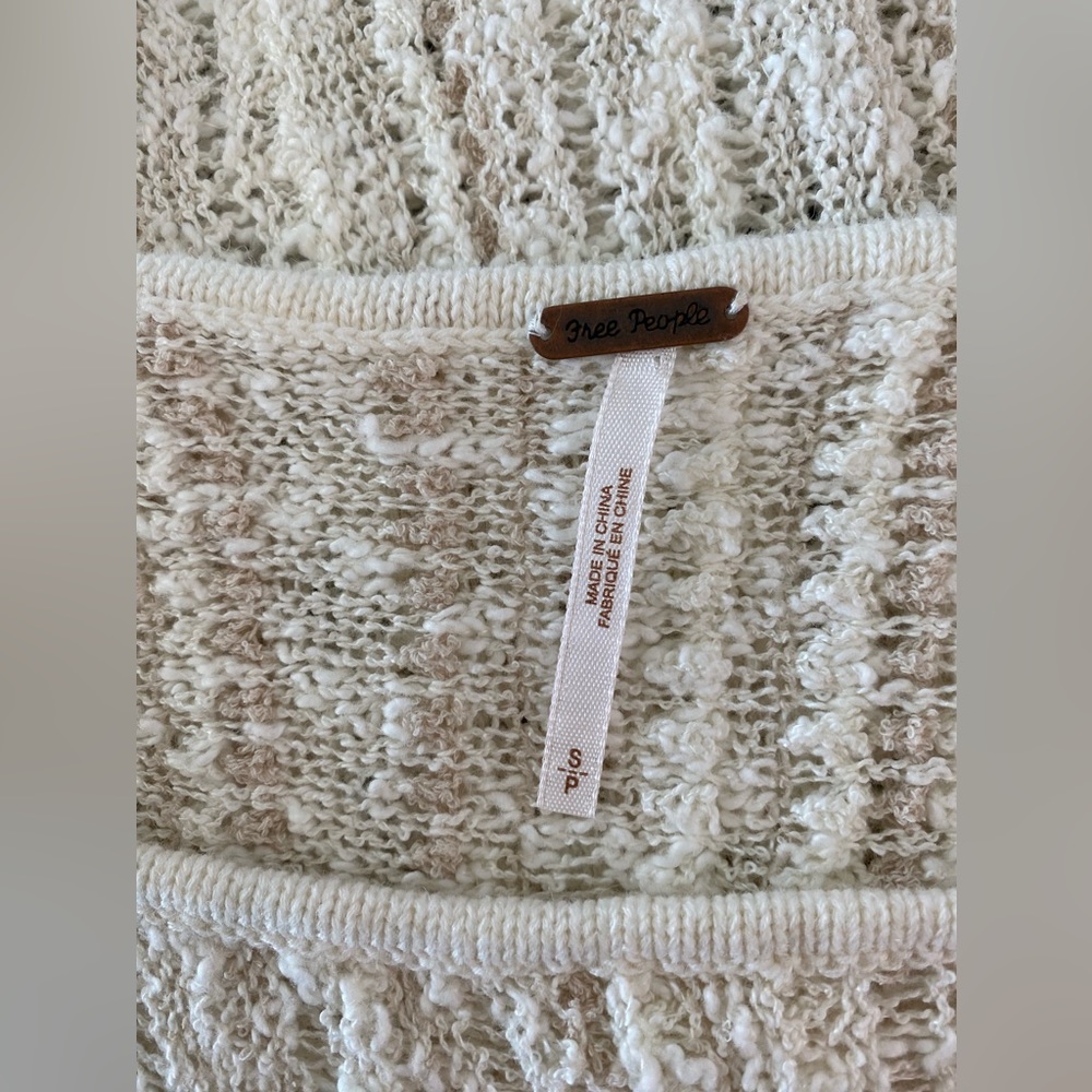 NWOT Free People Ivory Top - Picture 11 of 11